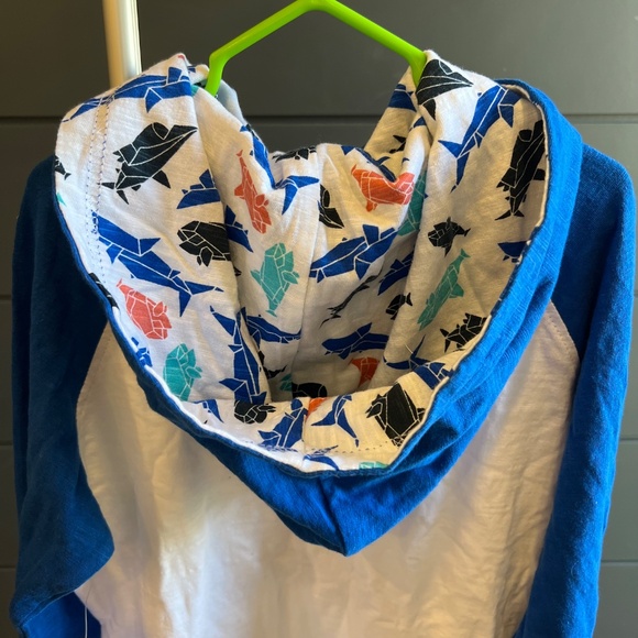 FREE when bundled NWT long sleeve shirt w/ hoodie - Boys Med (8) Bundle Discount - Picture 3 of 5